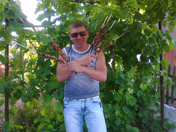 Андрей Попов