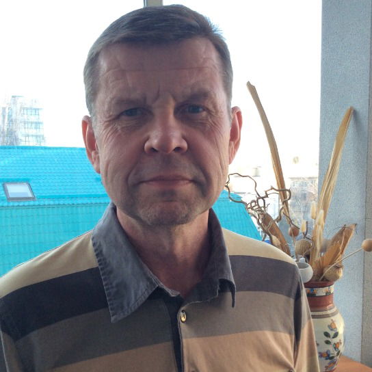 Алексей Сенин