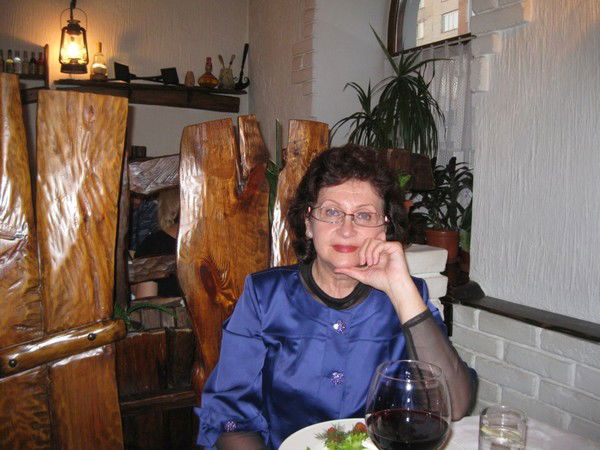 Лариса Карпова