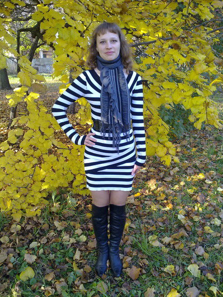 Елена Сурковa