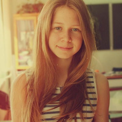 Аня Мельникова