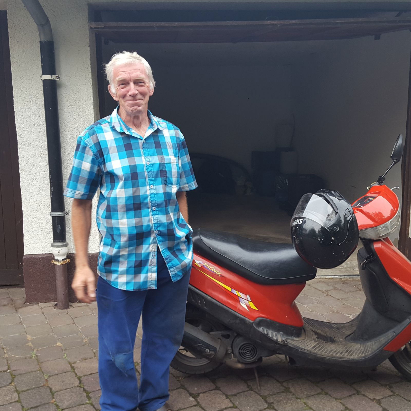 Анатолий Дeль