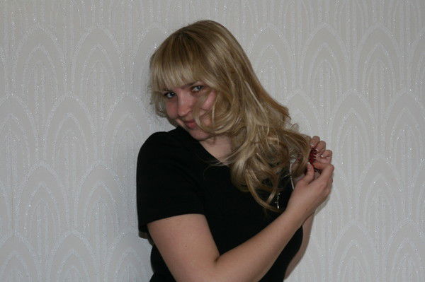 Лена Шестакова