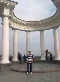 Антон Гаращенко