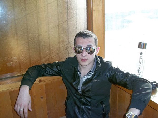 Рустам Бахронов