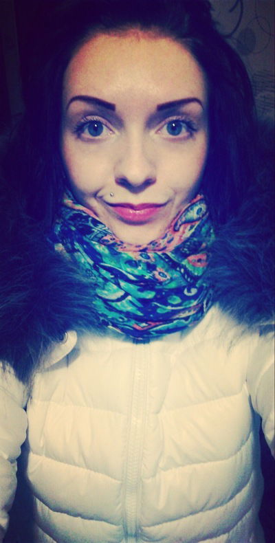 Лена Николаева