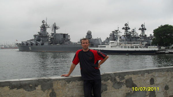 Александр Шаповалов