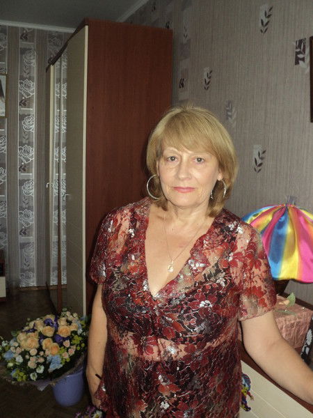 Елена Супрунова