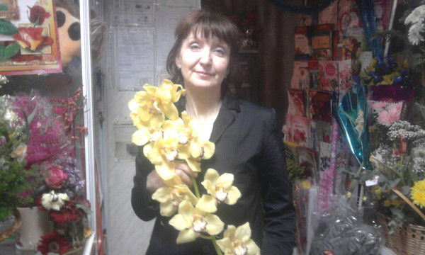 Елена Сачек