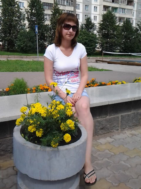 Лена Черноусова