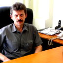 Владимир Кухарь