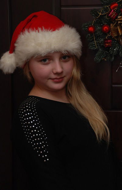 Александра Столярова