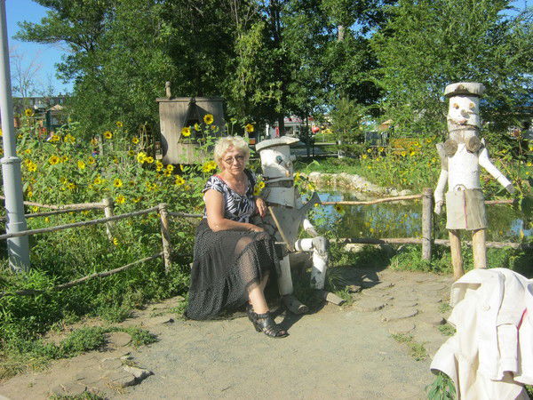 Елена Шнайдер