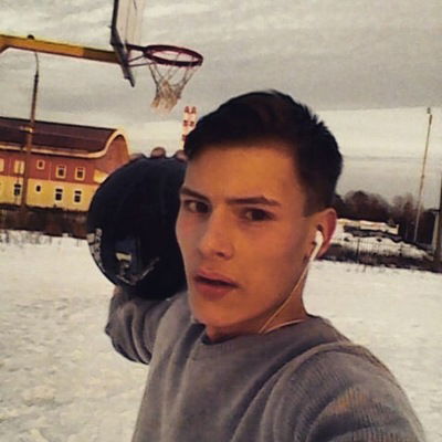 Саша Пономарёв