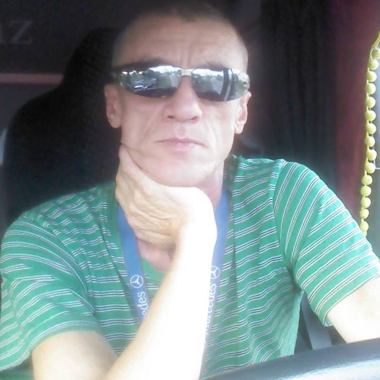 Игорь Мельников