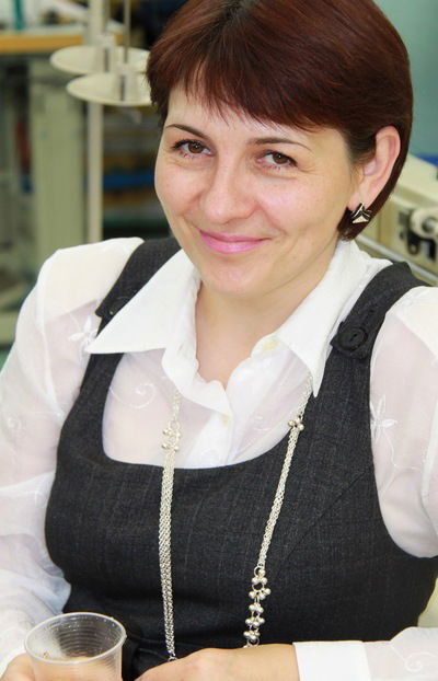 Елена Низова