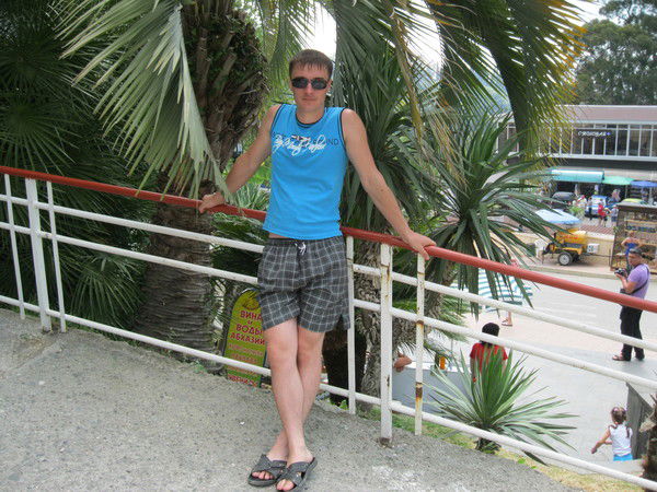 Иван Светарёв