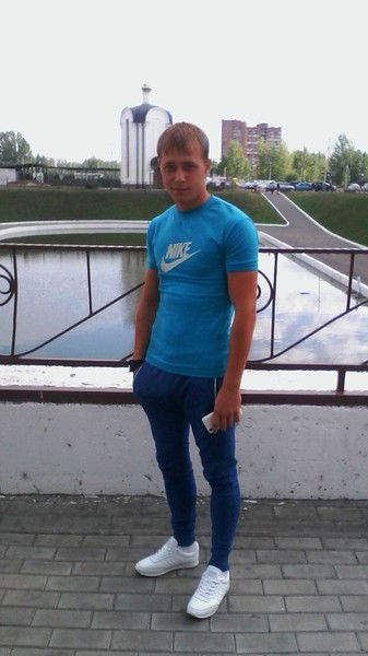 Максим ---------