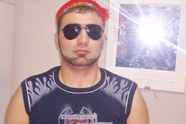 Шероз Мамадбеков