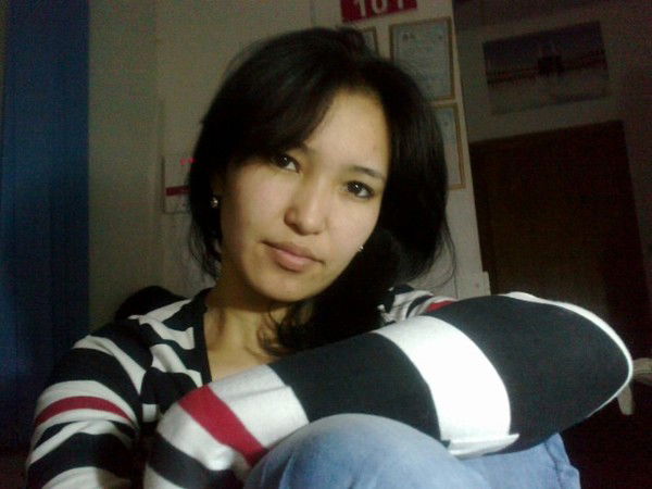 Азиза Ханапина