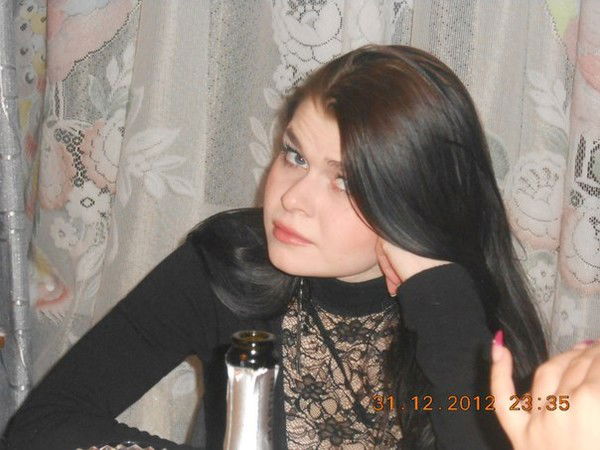 Натали Попова