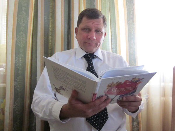 Алексей Серяков