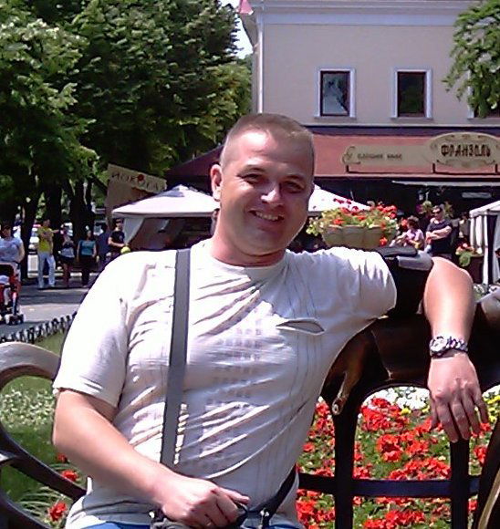 Эдуард Больших