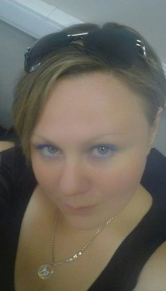 Елена Кострова