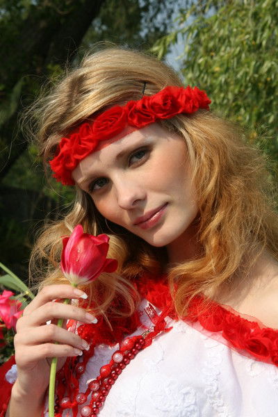 Яна Поручикова