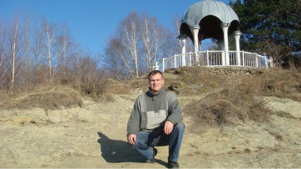 Александр Мельников