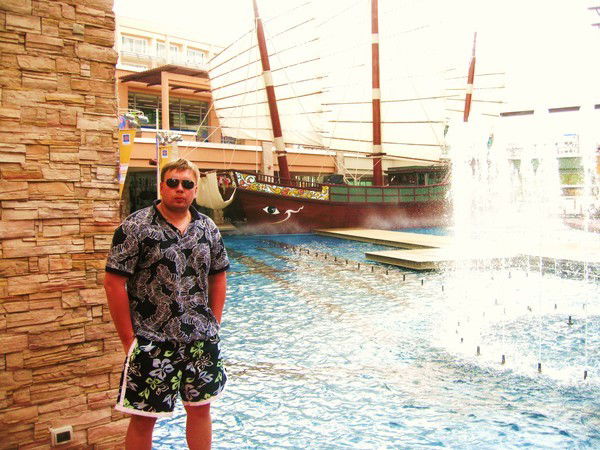 Игорь Колот