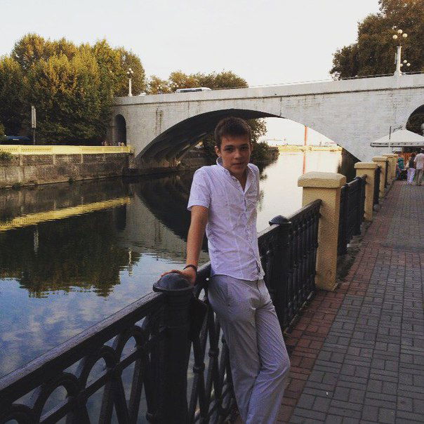 Егор Овеснов