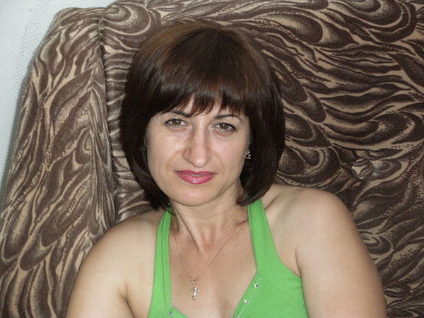 Анжела Урсаке