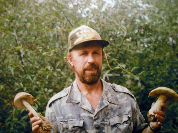 Геннадий Весёлкин