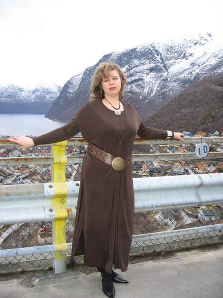 Елена Трифонова