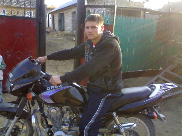 Михаил Оледник