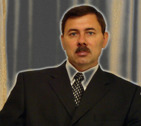 Игорь Леухин