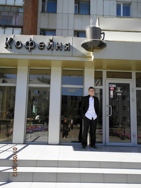 Вадим Жаров