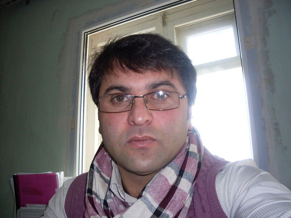 Илхам Ахундов