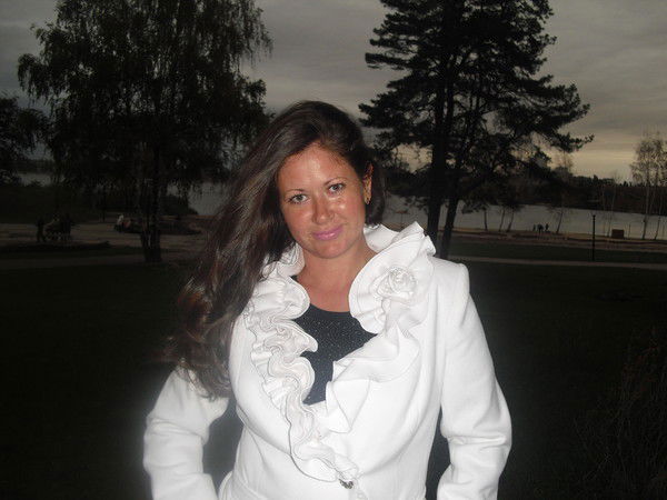 Оксана Власова