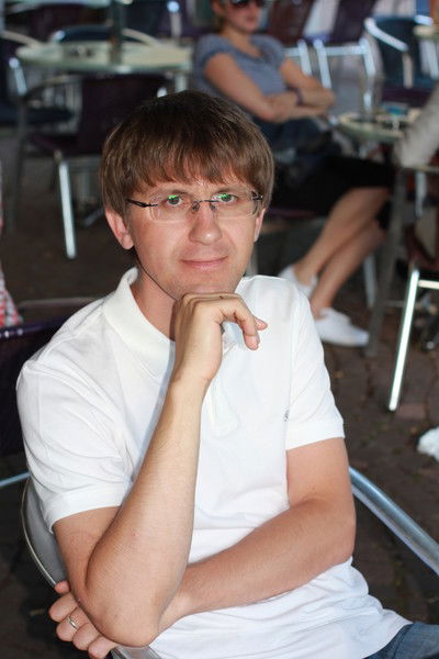 Игорь Попов