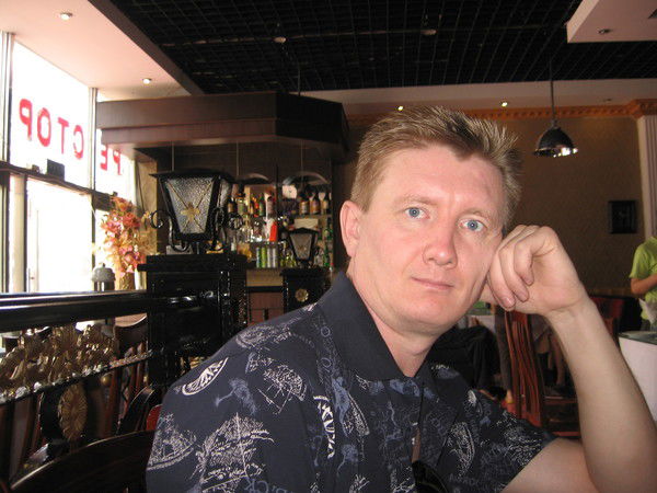 Константин Анохин