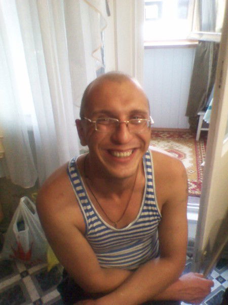 Виталий Антонов