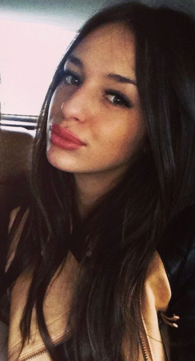 Оля Гончарова