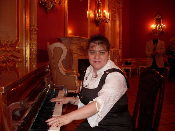 Лена Парпура