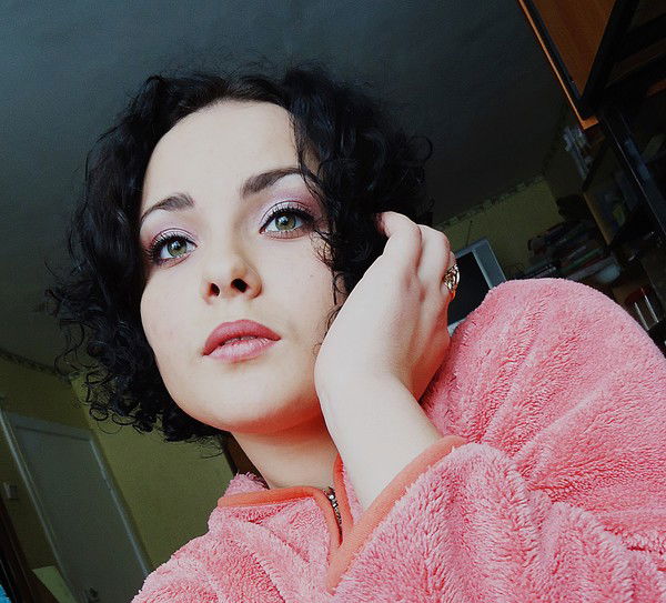 Аліна Яблочнюк