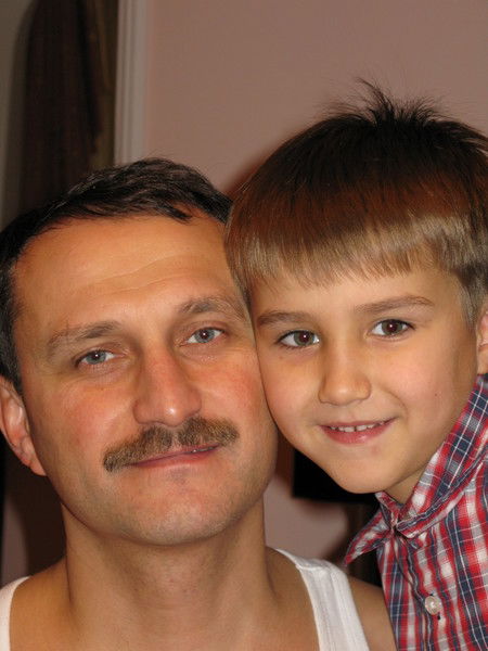 Виктор Толь