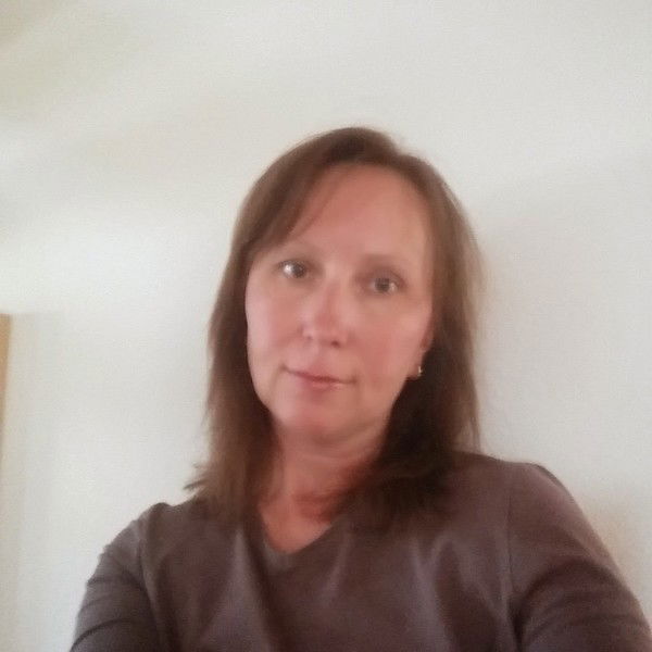 Лариса Дюваль