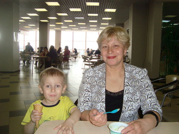 Людмила Лысенко