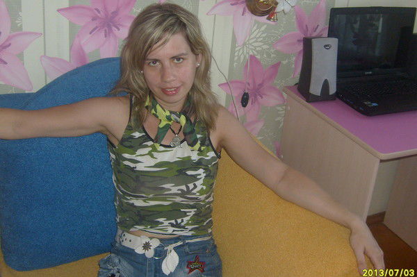 Юля Столбова